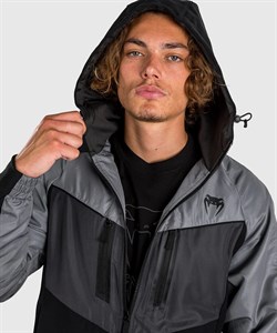 Куртка-ветровка Venum Laser 3.0 Track Jacket 05101 Черно-серый - фото 13567